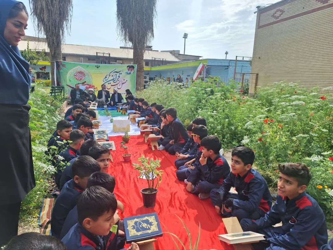 دبیرستان غیر دولتی  پسرانه کیهان